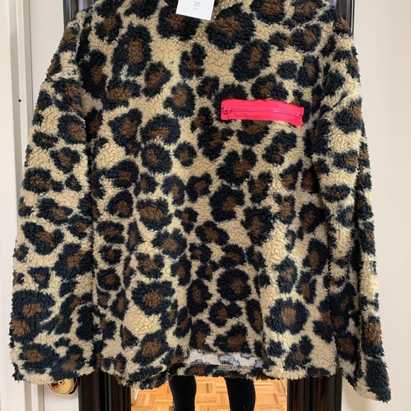 Cheetah print fuzzy sweater top